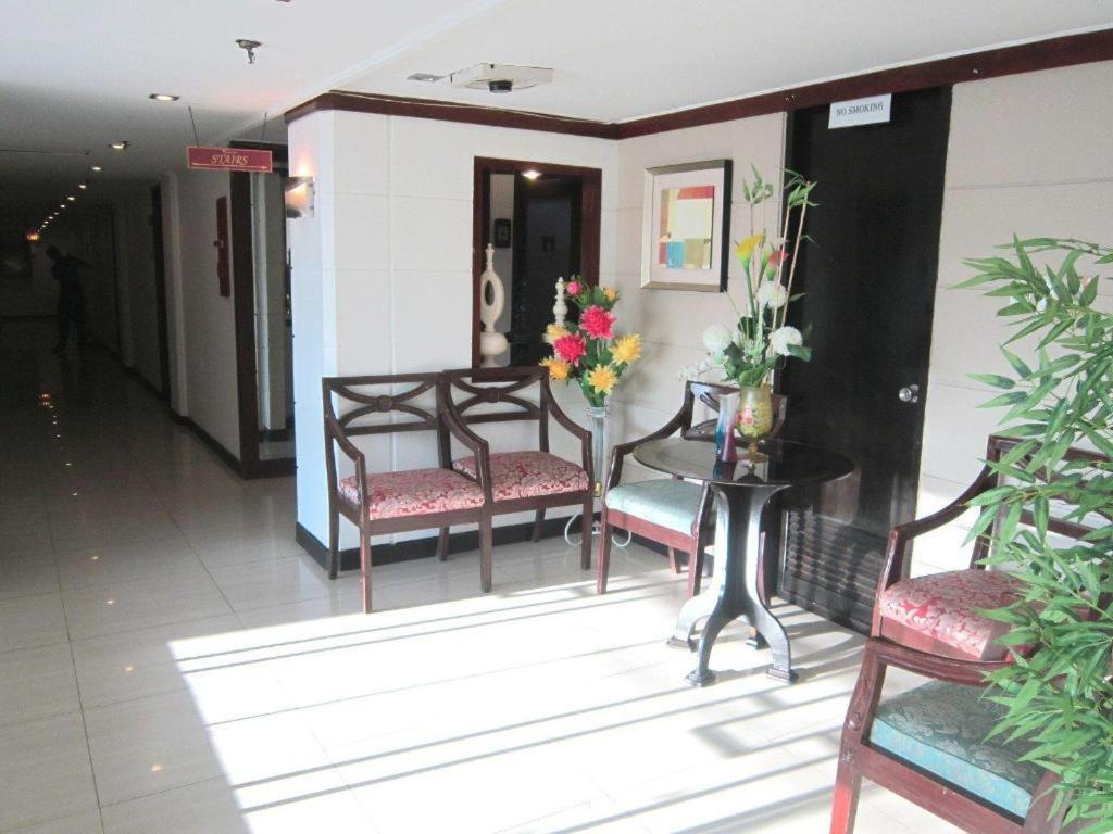 Hotel Conchita Cagayan de Oro Exterior foto