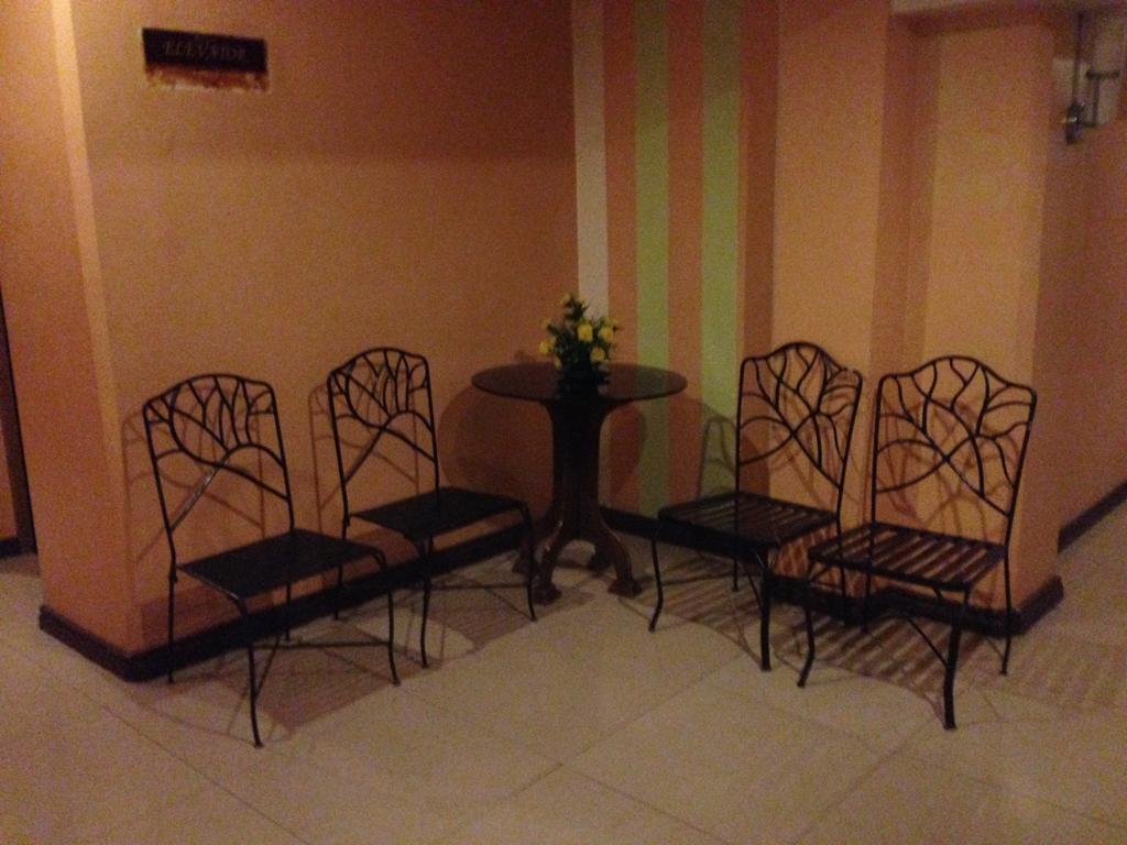 Hotel Conchita Cagayan de Oro Exterior foto